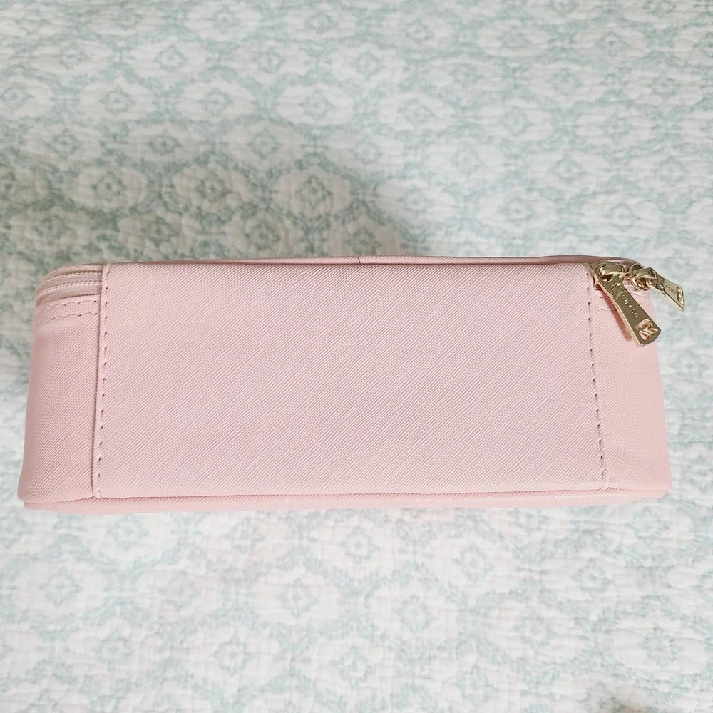 Relavel Pink Travel Makeup Organizer Hard‎ Shell Coquette Minimalist Clean Girl